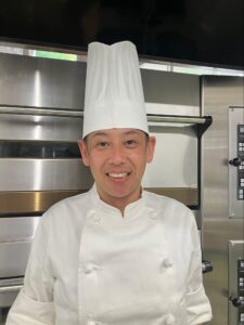 製菓コース長 林田英二先生