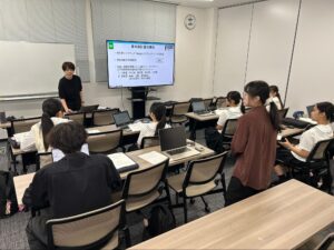 飯塚高校×九工大 情報工学部 連携授業の様子