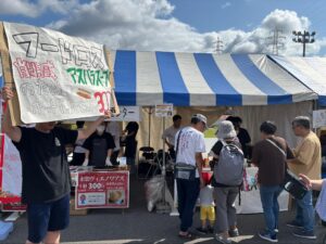 まちLaboが「みんなの健幸・福祉のつどい」に出店した様子