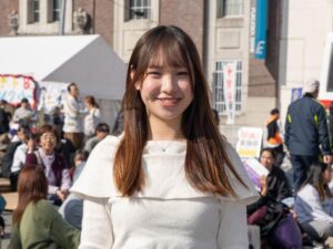 森 彩音さん（飯塚高校卒業生・福岡大学 商学部 商学科3年・飛田ゼミ所属）