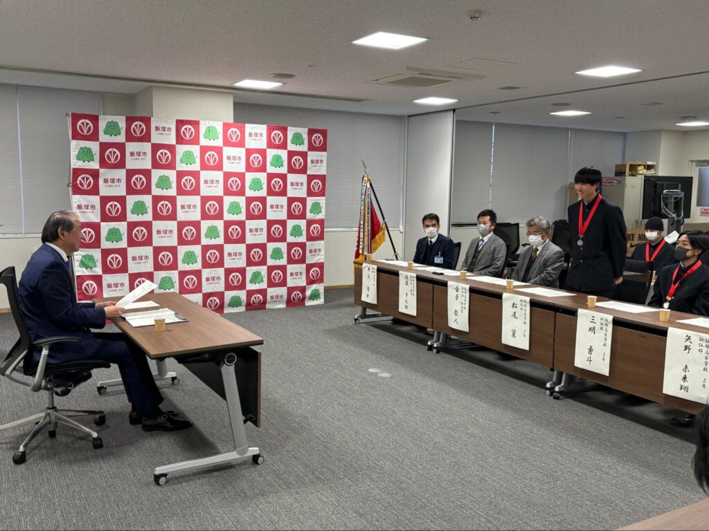 「男子第78回 全九州高校駅伝競走大会」で1区を走った松尾から順に挨拶