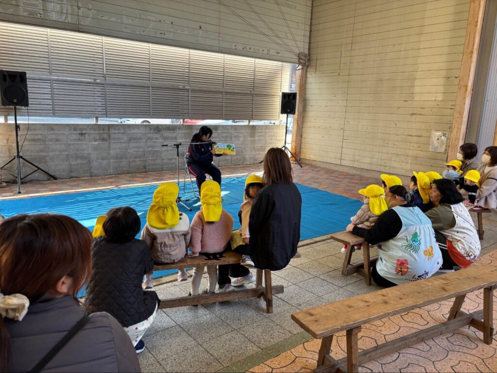 読み聞かせ企画