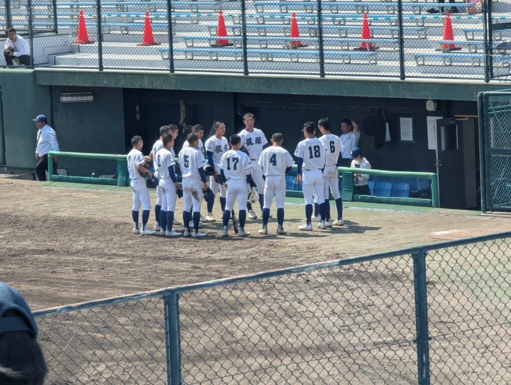 試合中の選手たち