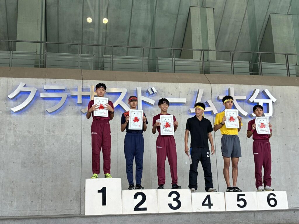 表彰台に上がった選手たち