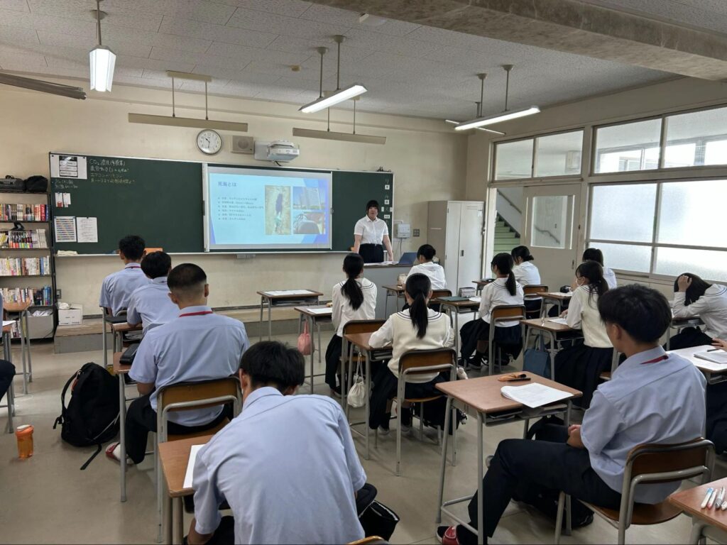福岡教育大学で学ぶ浜田萌々子さんの特別授業