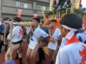 ハナ棒のポジションについた生徒