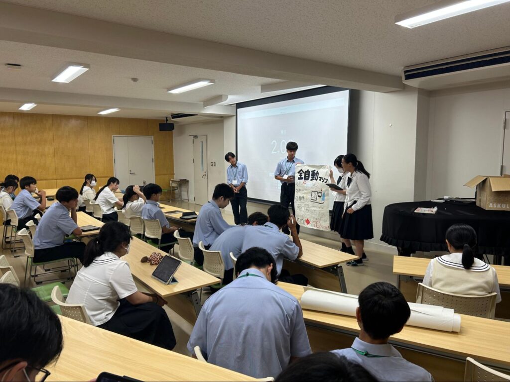 英語・探究・教育医療の授業でプレゼン