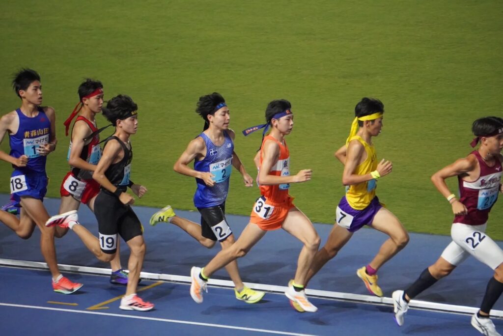 大会4日目には、駅伝部の矢野未来翔選手(3年)が男子5000m決勝に出場