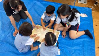 身近な材料を使って科学の不思議を体験する「化学特別授業」を実施